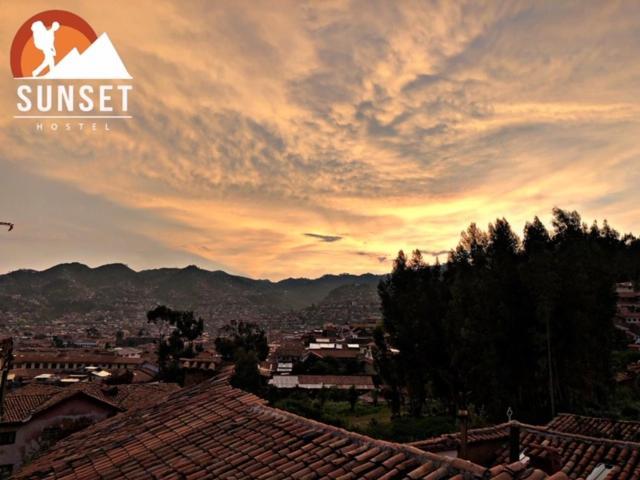 Sunset House Cusco Hostel Exterior photo